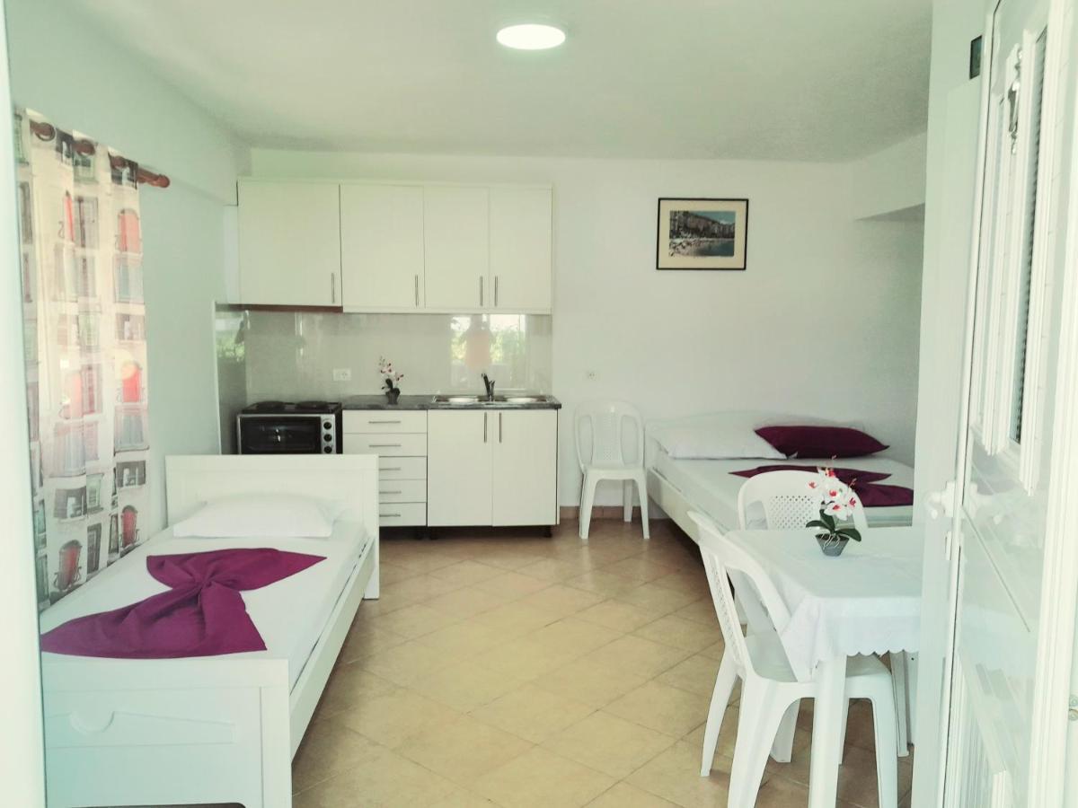 Gb Rooms Ksamil Luaran gambar